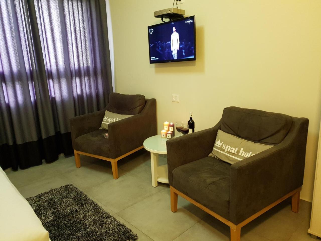 Spat Hotel Ашдод Экстерьер фото