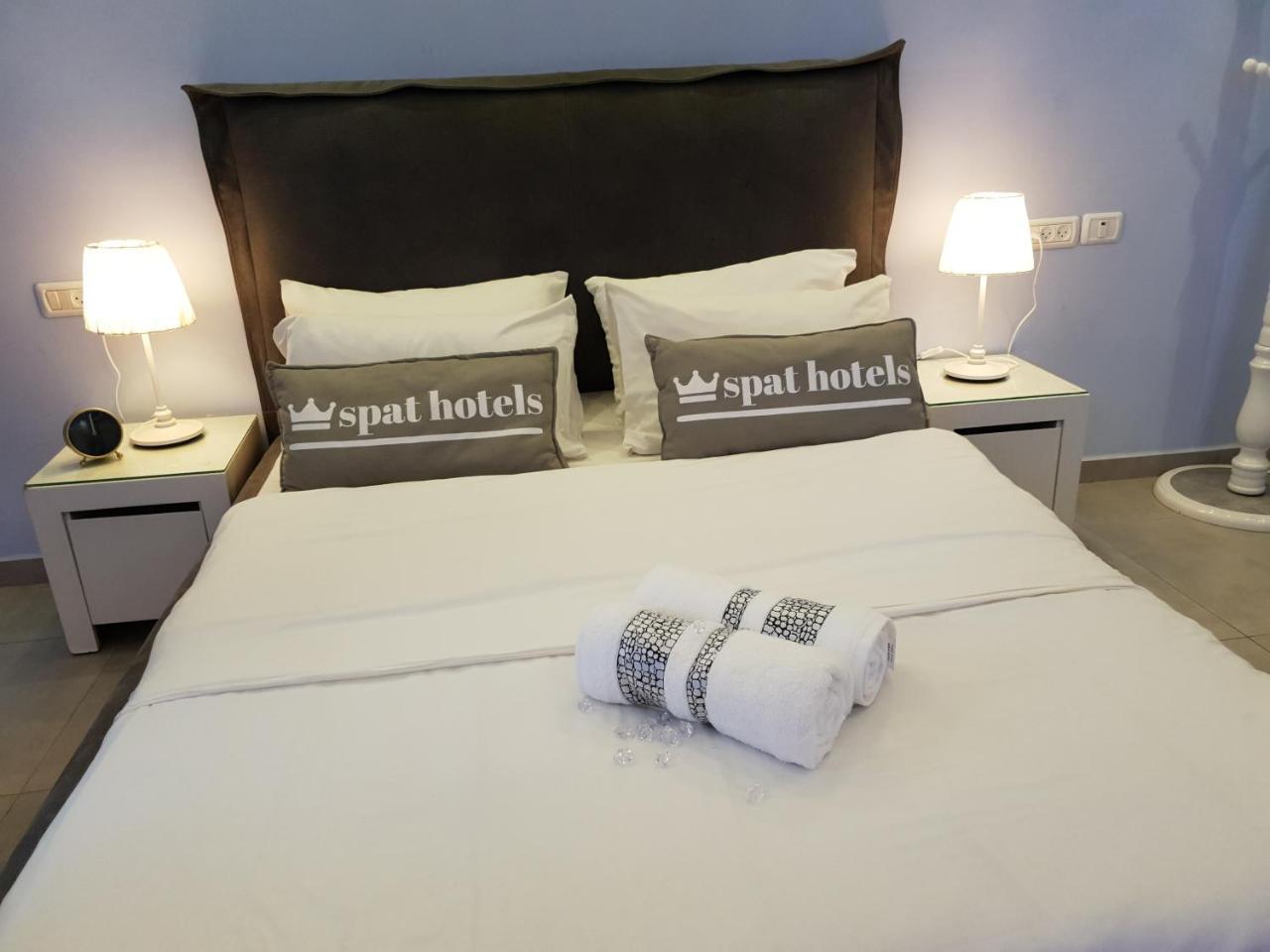 Spat Hotel Ашдод Экстерьер фото